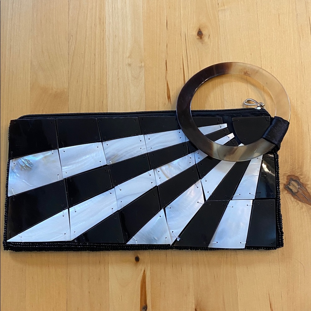 Black and White Clutch with Circular Handle